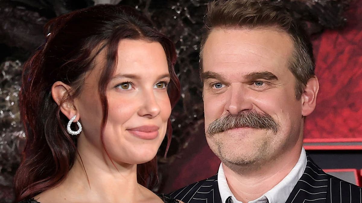 Millie Bobby Brown’s Heartfelt Praise for David Harbour: A Set Relationship That Stands Out!