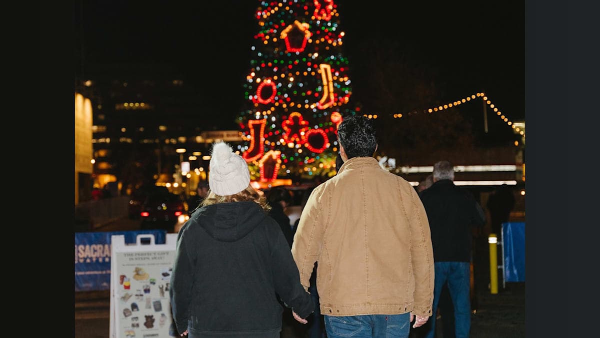 Sacramento's December Delights: From Holiday Lights to Drag Queens and Nutcracker Dreams!
