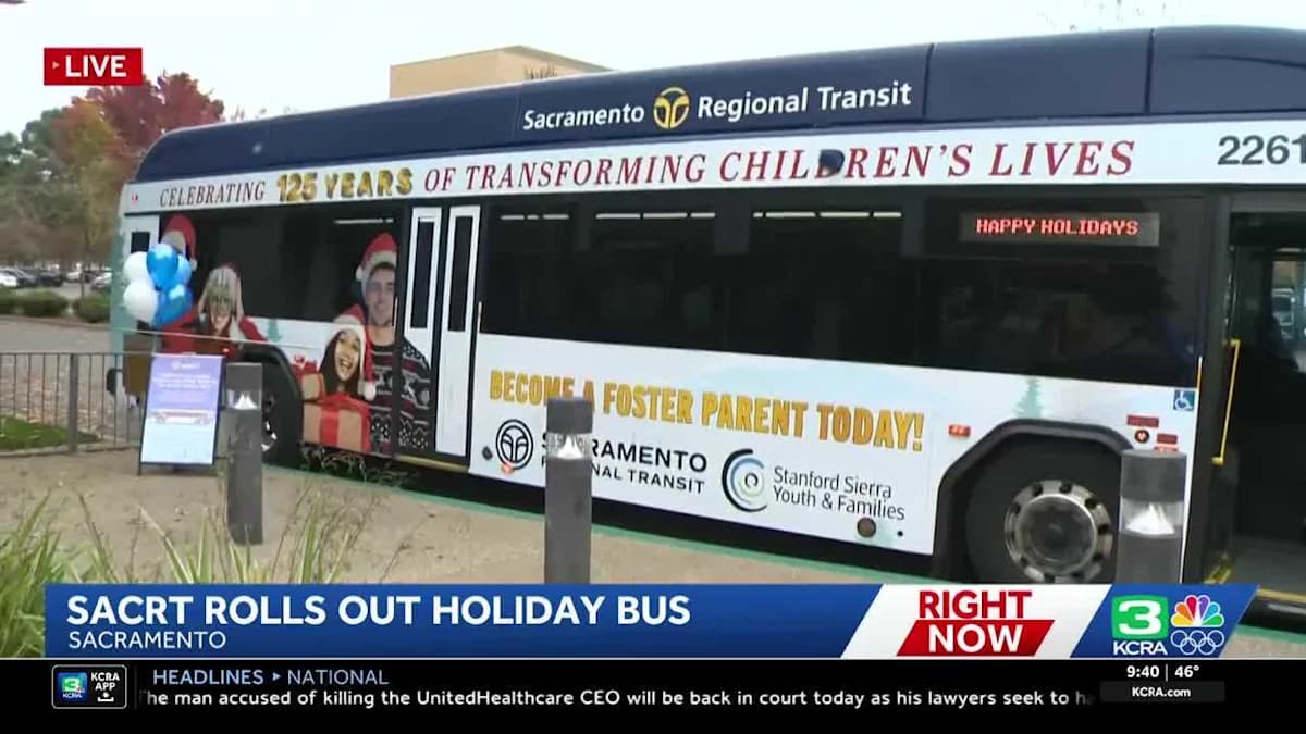 SacRT Rolls Out a Holiday Bus—Free Rides and Good Deeds Await!