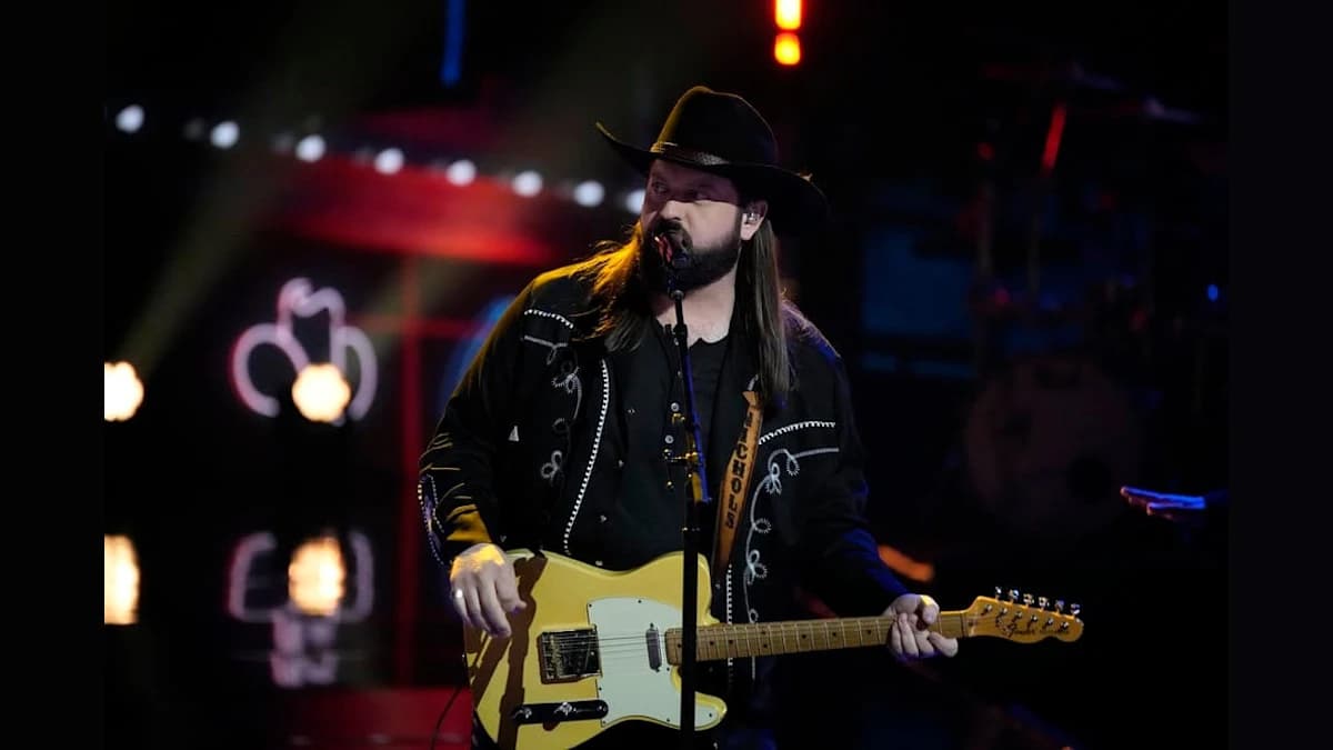 Aaron Nichols Ignites The Voice Stage with a Luke Combs Cover: Will He Make the Finals?