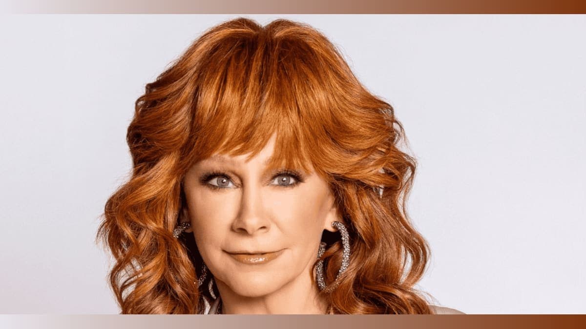 Reba McEntire Lights Up Rockefeller Center: What to Expect from This Year’s Christmas Spectacle!