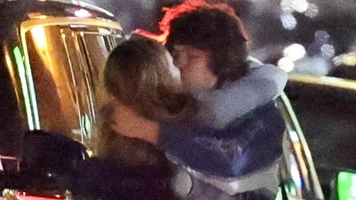 Miley Cyrus and Maxx Morando: Engagement Bliss and PDA in the Heart of L.A.!