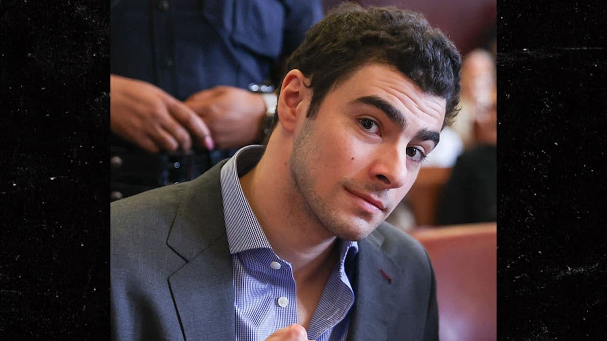 Dressed to Impress: Luigi Mangione's Stunning Comeback in Court!