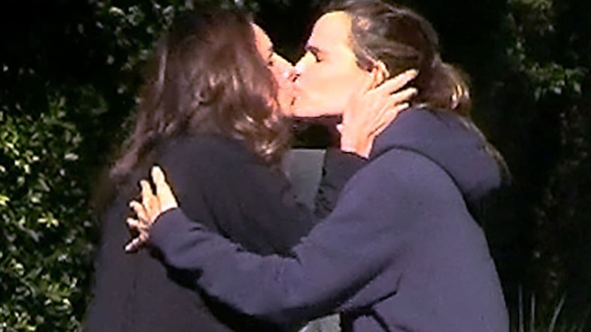 Jennifer Garner's Sweet Goodbye: A Kiss That Says It All!