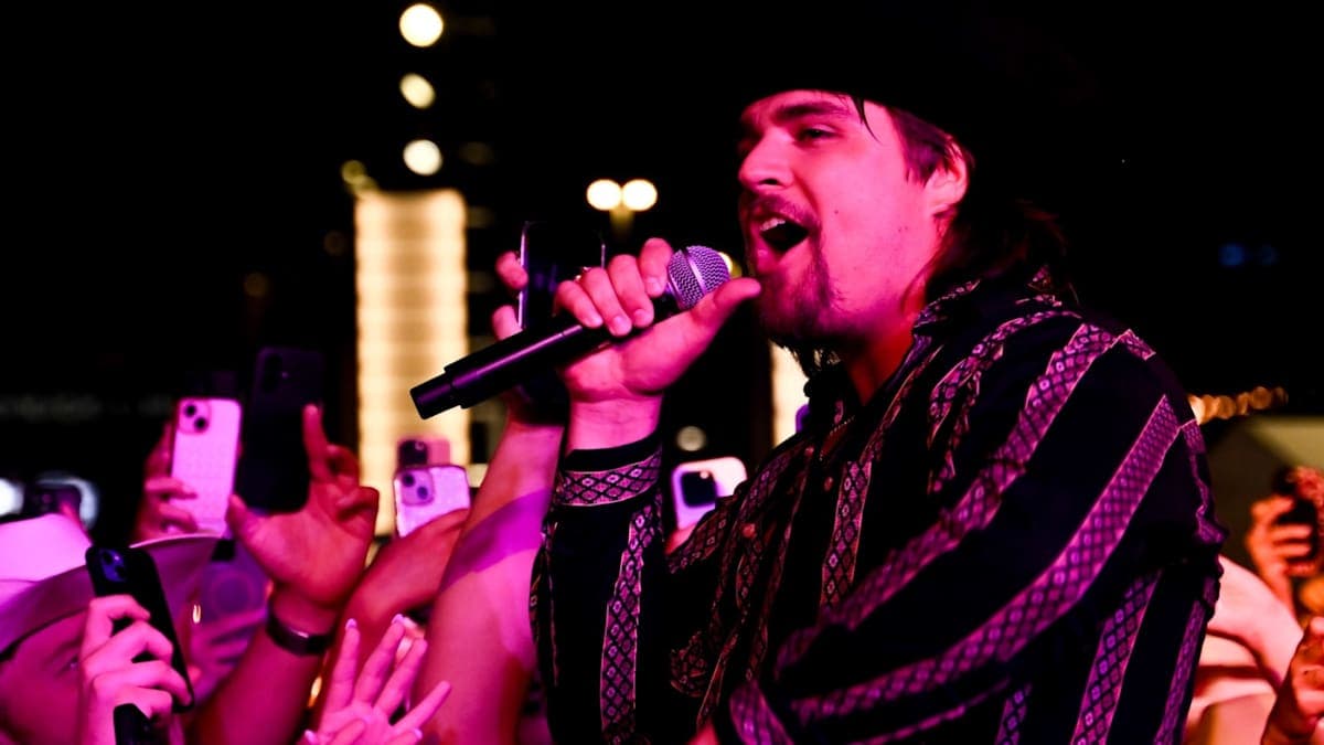 Country Thunder Sets Sail for St. Pete Beach: Headliners and Hopes for 2026!