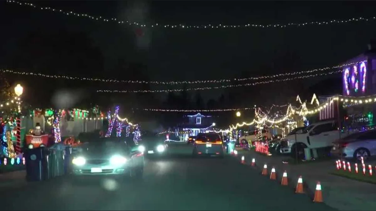 Northern California's Holiday Lights: A Dazzling Showcase of Community Spirit!