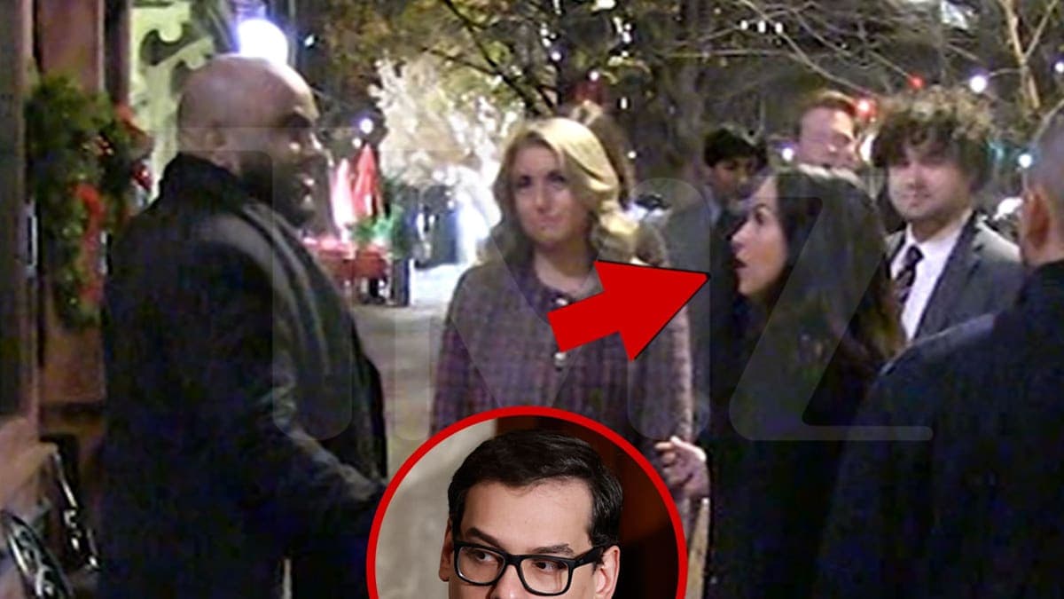Boebert's Holiday Party Surprise: Denied Entry and Awkward Moments