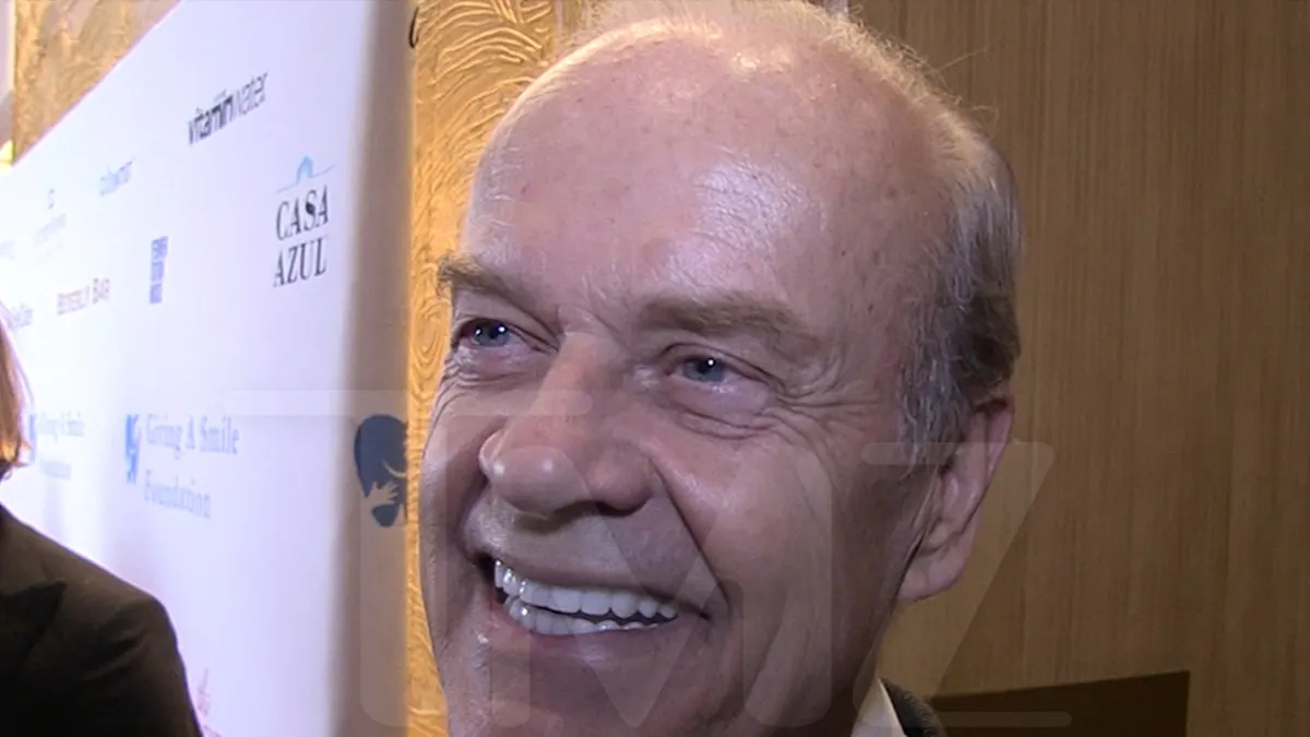 Kelsey Grammer Welcomes Baby No. 8 at 70: A New Era of Fatherhood!