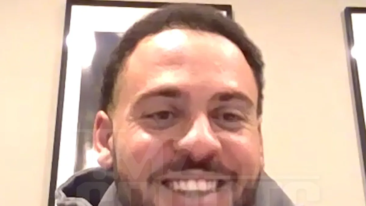 Michael Pittman Jr.'s Stunning Revelation: The Colts Sign Philip Rivers—What Happened Next?