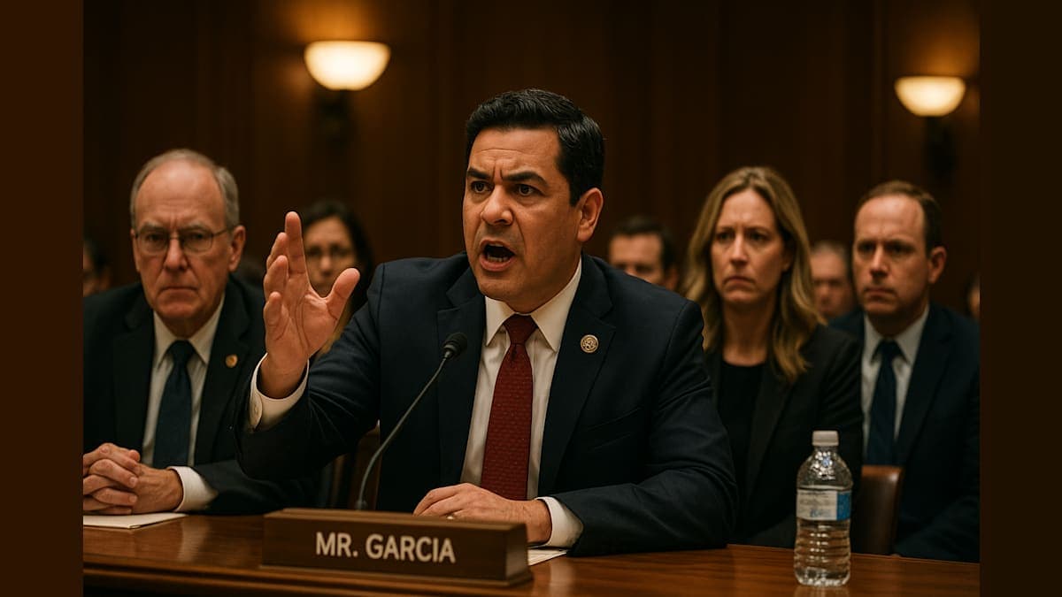 Trump Takes Center Stage as House Oversight Committee Demands Epstein Testimony – Drama Unfolds!