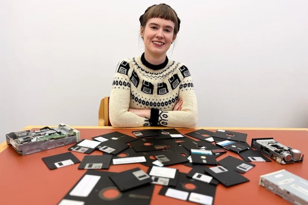 Hawking’s Floppy Disks: Rescuing Lost Treasures from the Digital Dark Ages!