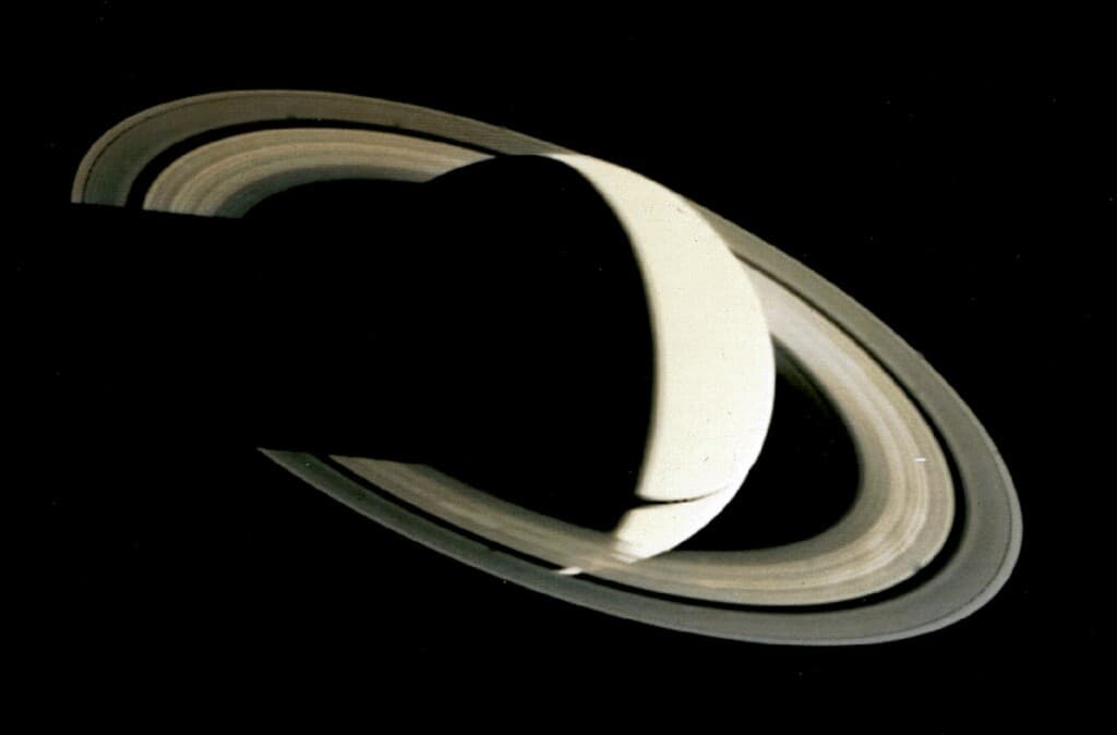 Exploring History: From Saturn's Rings to Abbey Road's Legacy!