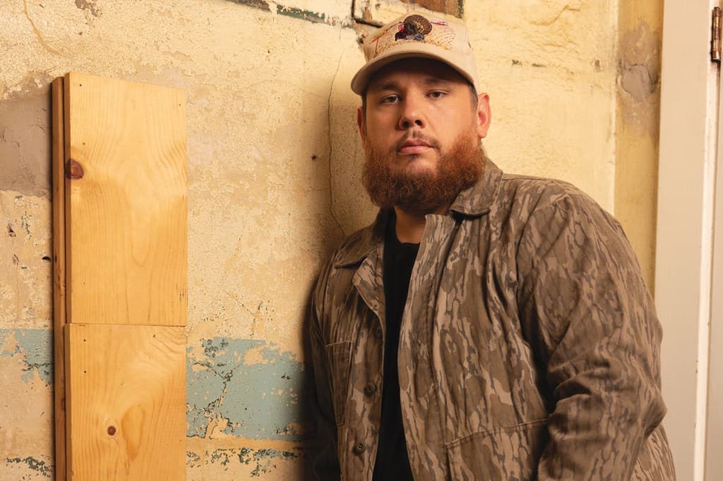 Heartstrings and Honky-Tonks: New Country Tunes You'll Want to Share