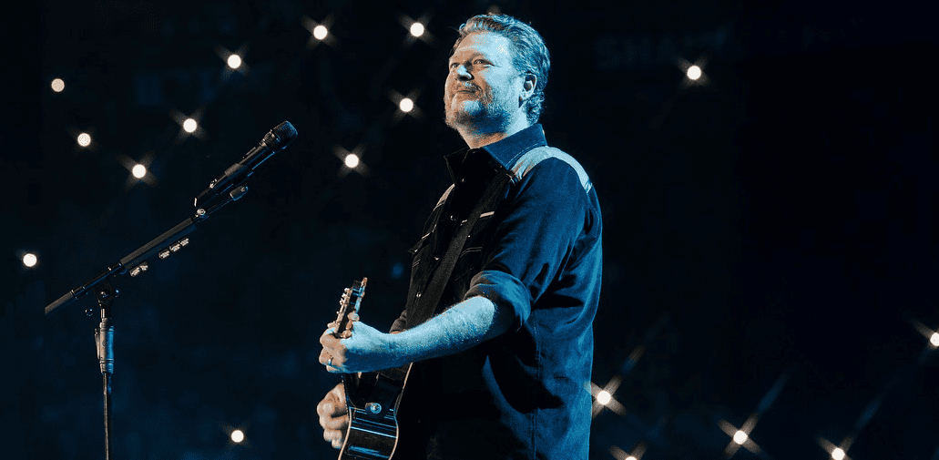 Blake Shelton’s Journey: From Bowling Alleys to Stadium Glory!