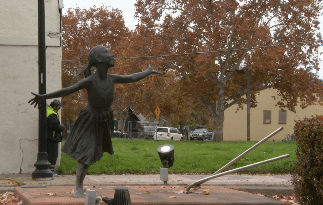 Dancing Into the Night: Sacramento's Beloved Statue Goes Missing!